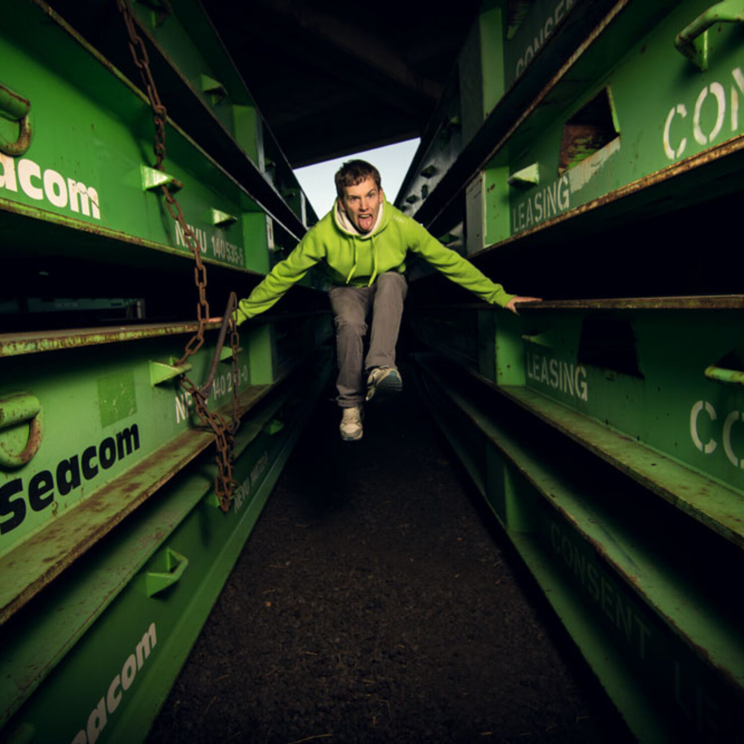 REVERSE - Foto: Hai Dang Duong